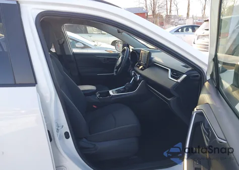 2019 Toyota Rav4 Le from USA, damaged, VIN JTMG1RFV7KD031079